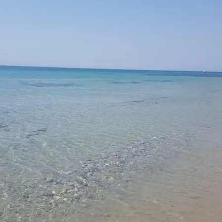 In Mola Kalyva